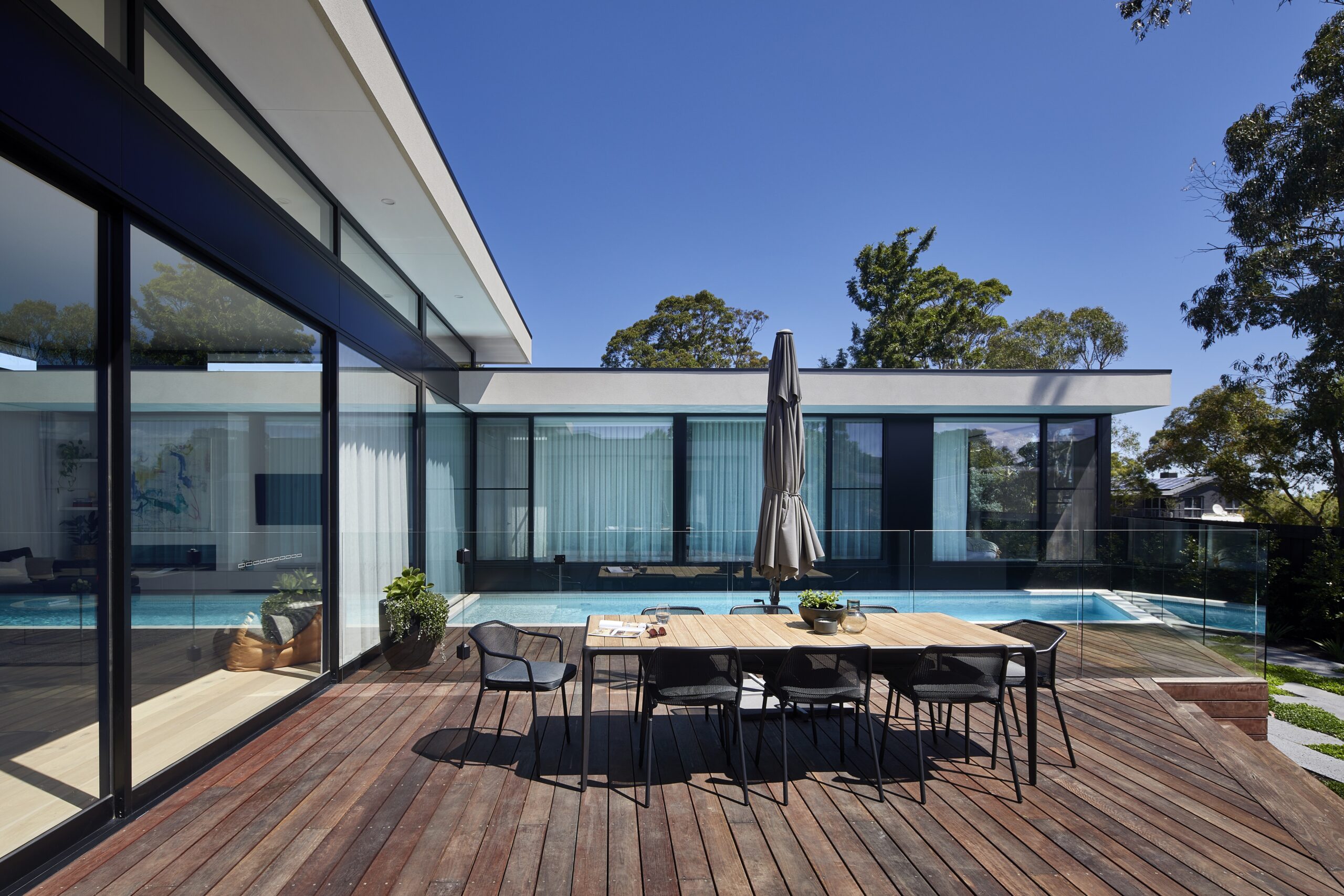 Mount Eliza home exterior and pool